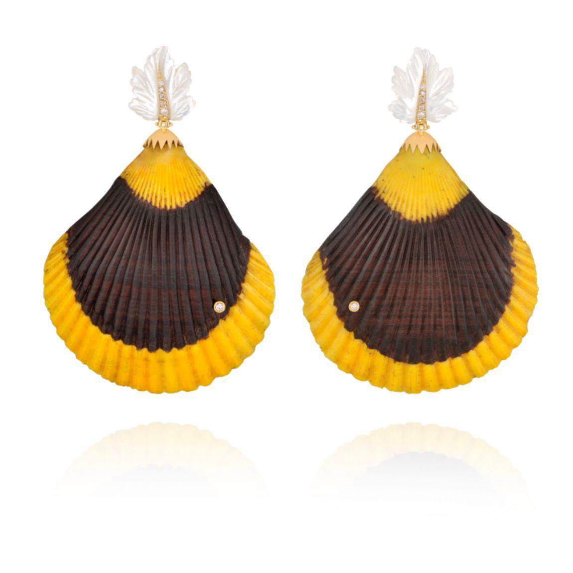 Brinco de Concha Amarela